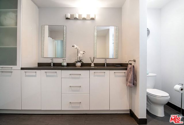 306 Bora Bora Way 202, Marina Del Rey, CA 90292