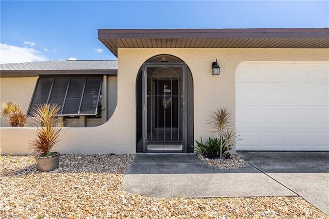 1334 SE 12th TER, Cape Coral, FL 33990