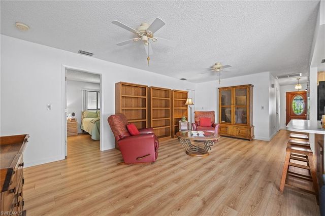 1334 SE 12th TER, Cape Coral, FL 33990