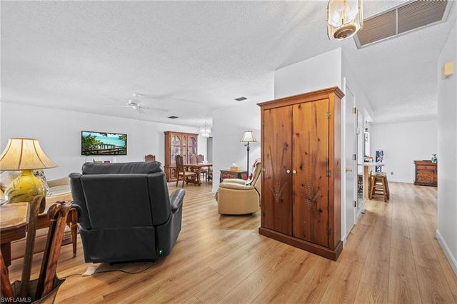 1334 SE 12th TER, Cape Coral, FL 33990