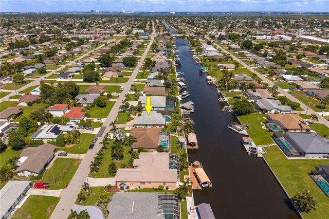 1334 SE 12th TER, Cape Coral, FL 33990