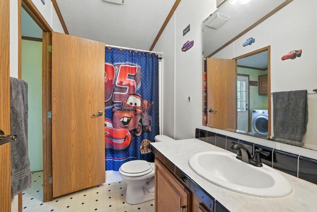 755 240th Avenue SW, Appleton, MN 56208