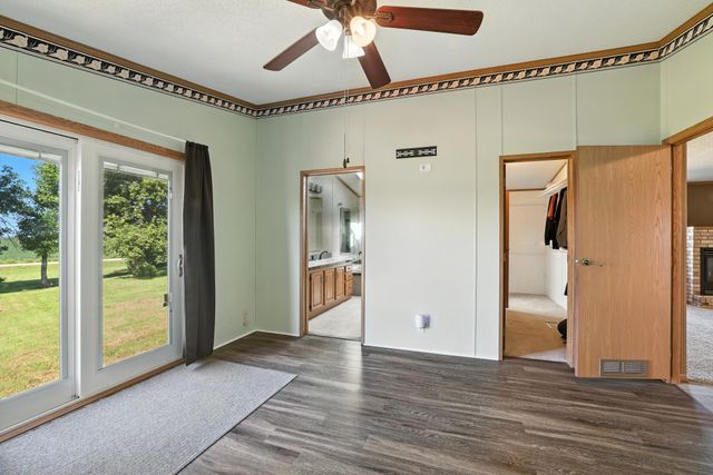 755 240th Avenue SW, Appleton, MN 56208