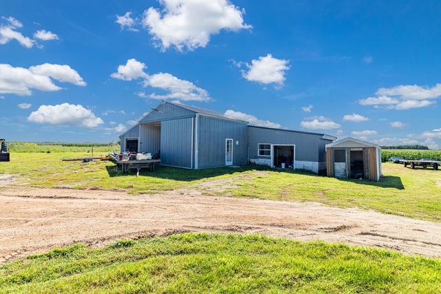 755 240th Avenue SW, Appleton, MN 56208