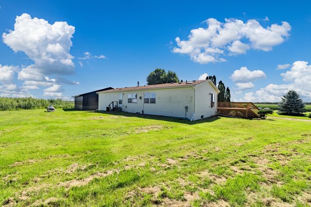 755 240th Avenue SW, Appleton, MN 56208