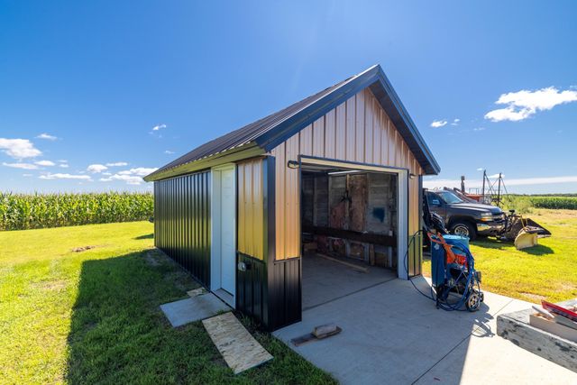 755 240th Avenue SW, Appleton, MN 56208