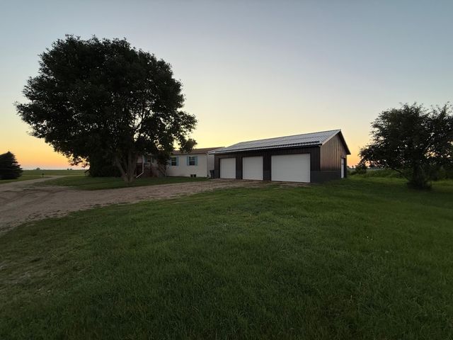 755 240th Avenue SW, Appleton, MN 56208