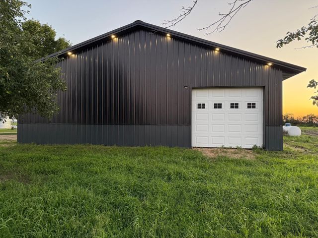 755 240th Avenue SW, Appleton, MN 56208