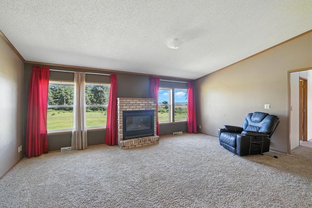 755 240th Avenue SW, Appleton, MN 56208