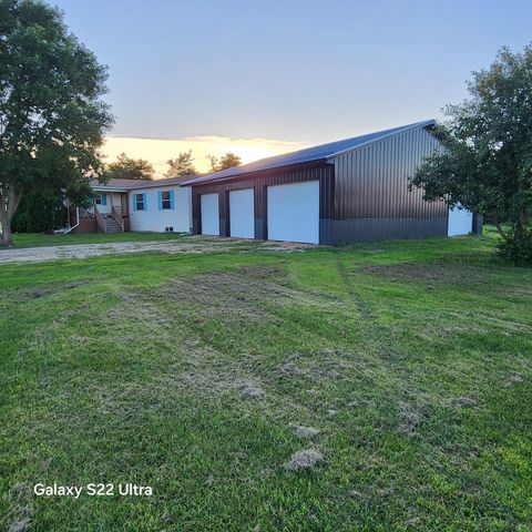 755 240th Avenue SW, Appleton, MN 56208