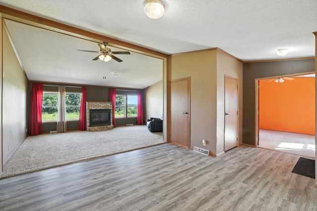 755 240th Avenue SW, Appleton, MN 56208