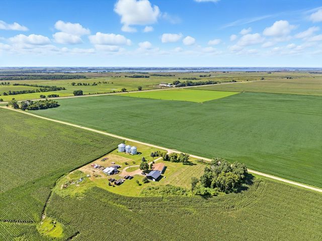 755 240th Avenue SW, Appleton, MN 56208