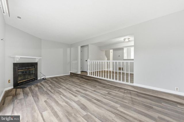 115 VILLA KNOLL CT, Sicklerville, NJ 08081