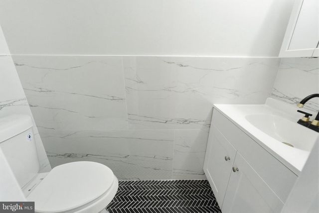 115 VILLA KNOLL CT, Sicklerville, NJ 08081