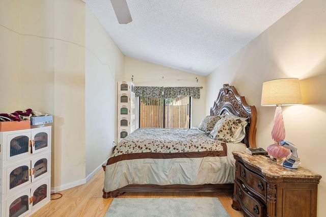 904 Magnolia Avenue, North Lauderdale, FL 33068