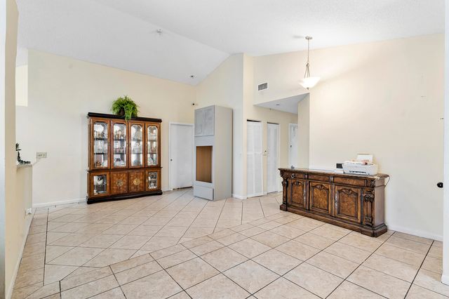 904 Magnolia Avenue, North Lauderdale, FL 33068