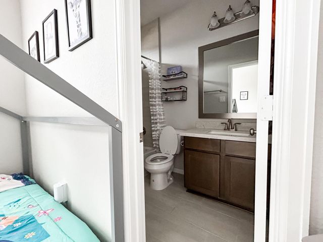 3904 Centre Plains Way, Houston, TX 77043