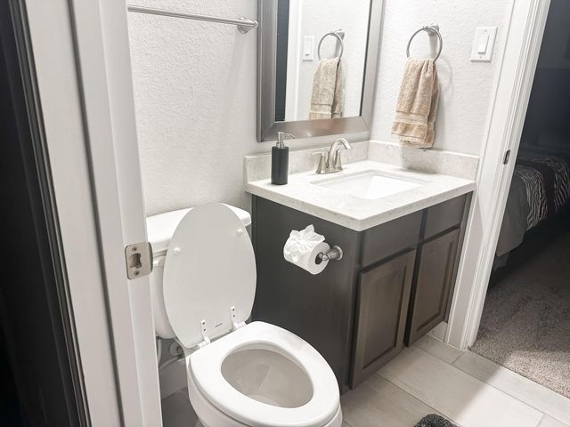 3904 Centre Plains Way, Houston, TX 77043