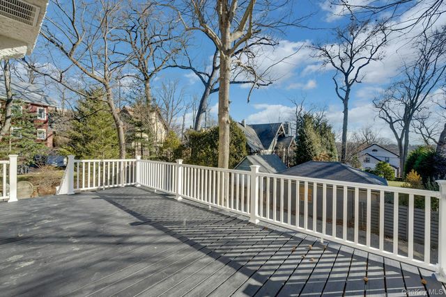 54 Rockland Avenue, Yonkers, NY 10705