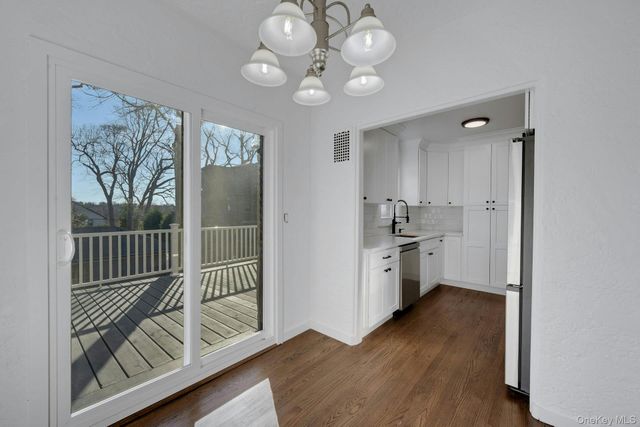 54 Rockland Avenue, Yonkers, NY 10705