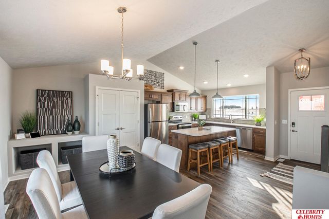 8616 S 177 Avenue, Omaha, NE 68136