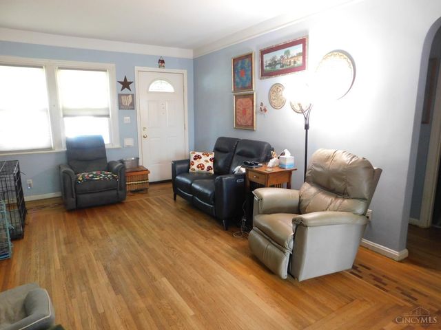 4467 Grove Avenue, Green Twp, OH 45211
