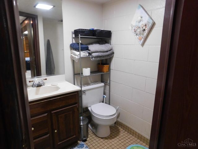 4467 Grove Avenue, Green Twp, OH 45211