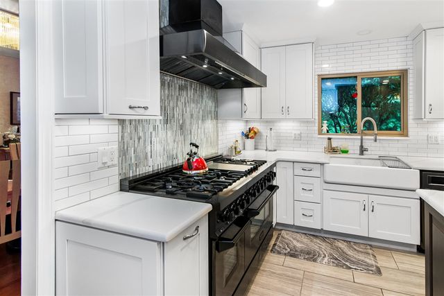 29822 Deer Run, Farmington Hills, MI 48331