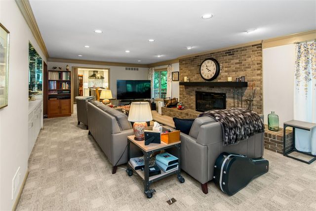 29822 Deer Run, Farmington Hills, MI 48331