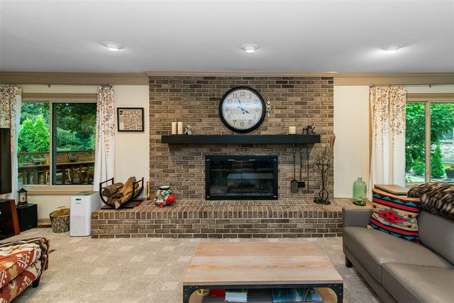 29822 Deer Run, Farmington Hills, MI 48331