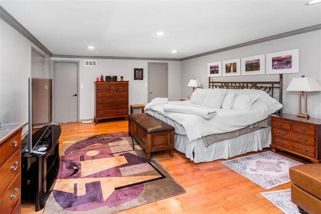 29822 Deer Run, Farmington Hills, MI 48331