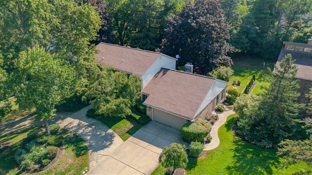 29822 Deer Run, Farmington Hills, MI 48331