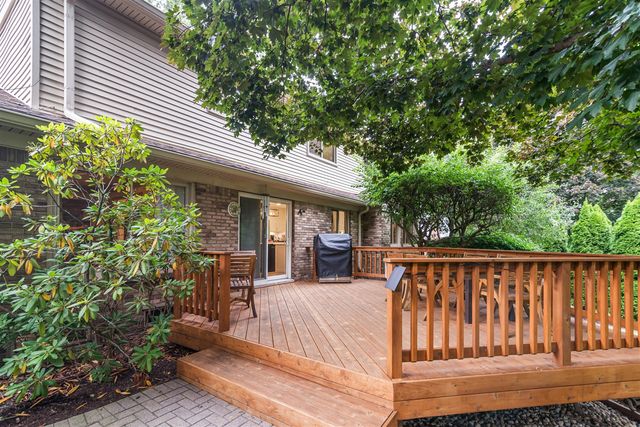29822 Deer Run, Farmington Hills, MI 48331