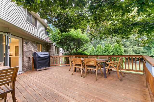 29822 Deer Run, Farmington Hills, MI 48331