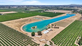 505 N Indianola Avenue, Sanger, CA 93657