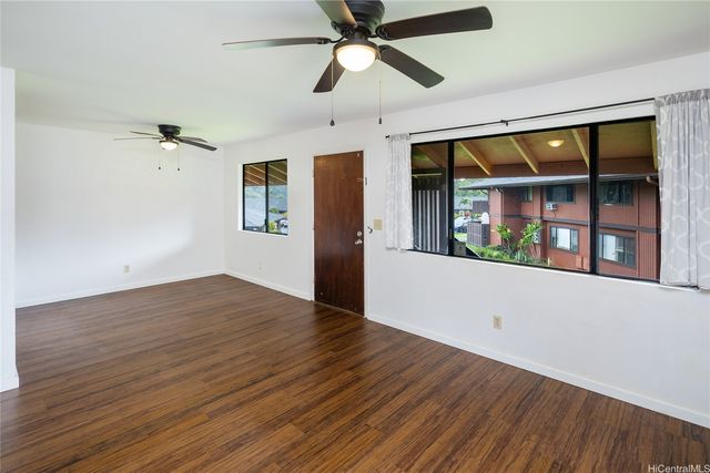 2069 California Avenue 15F, Wahiawa, HI 96786