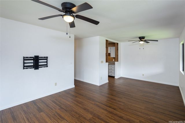 2069 California Avenue 15F, Wahiawa, HI 96786