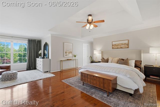 1543 Fairfax Court, Milford, MI 48380
