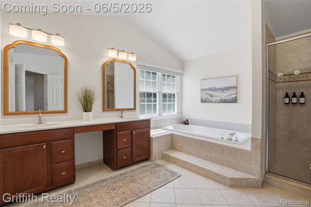 1543 Fairfax Court, Milford, MI 48380