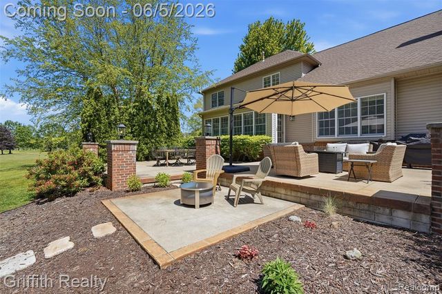1543 Fairfax Court, Milford, MI 48380