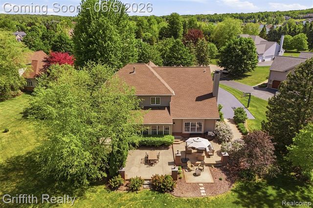 1543 Fairfax Court, Milford, MI 48380