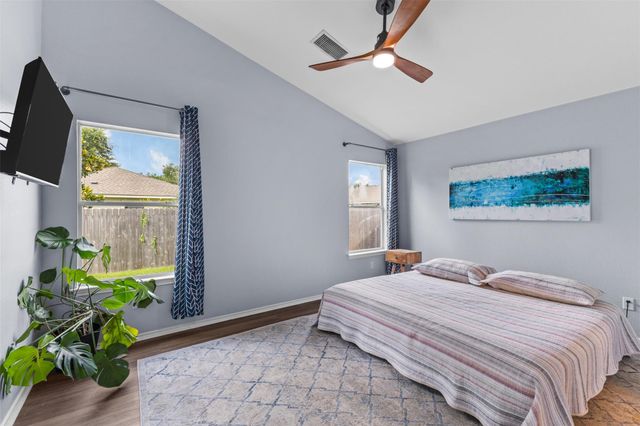 11408 Jim Thorpe LN, Austin, TX 78748