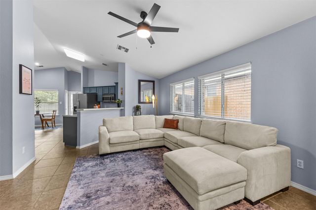 11408 Jim Thorpe LN, Austin, TX 78748