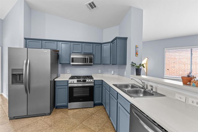 11408 Jim Thorpe LN, Austin, TX 78748