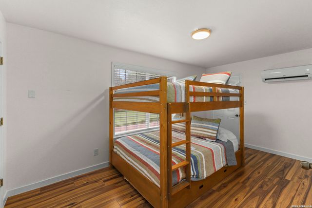 604 SCHWEPPE ST, Boerne, TX 78006