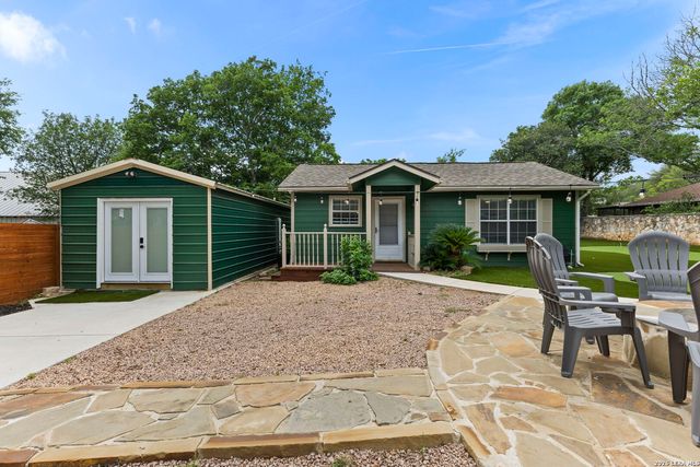 604 SCHWEPPE ST, Boerne, TX 78006