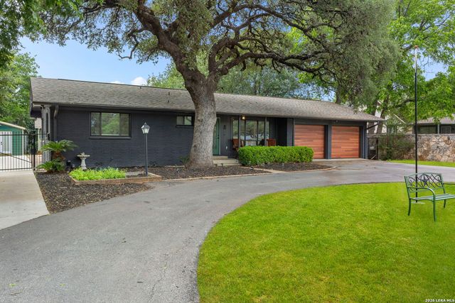604 SCHWEPPE ST, Boerne, TX 78006