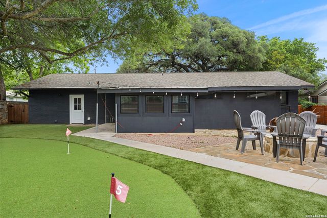 604 SCHWEPPE ST, Boerne, TX 78006