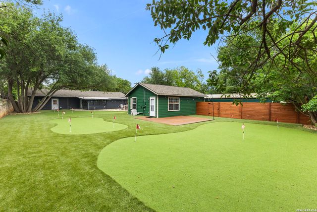 604 SCHWEPPE ST, Boerne, TX 78006