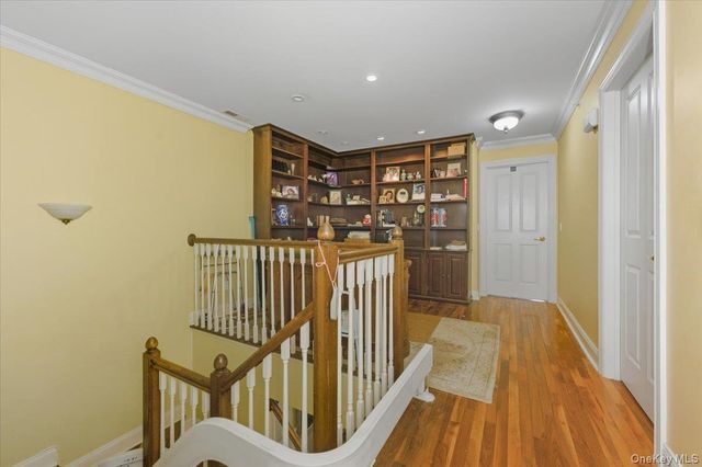 6 Riverpointe Road, Hastings-on-hudson, NY 10706